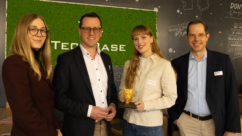 Die Jury beim Tiger der TechBase 2026: Viktoria Guido, Thomas Straub, Rebecca Schneider Böhm und Thomas Kneip